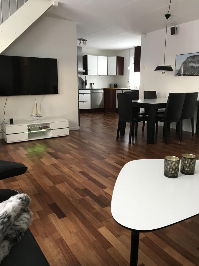 Hotel Nuuk - Apartment Nanoq エクステリア 写真